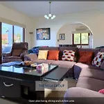 Fabulus 5 Schlafzimmer By Interhome Casa vacanze *