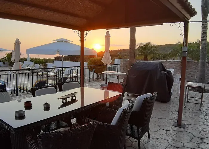 Fabulus 5 Schlafzimmer By Interhome Prázdninový dům Tala